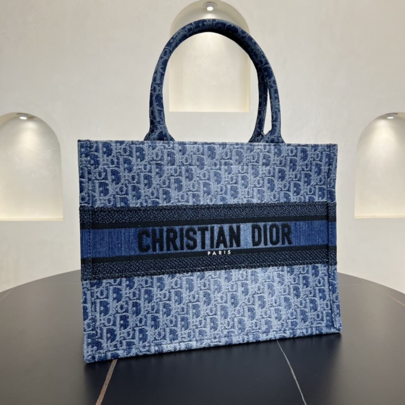 Dior Shopping Bags